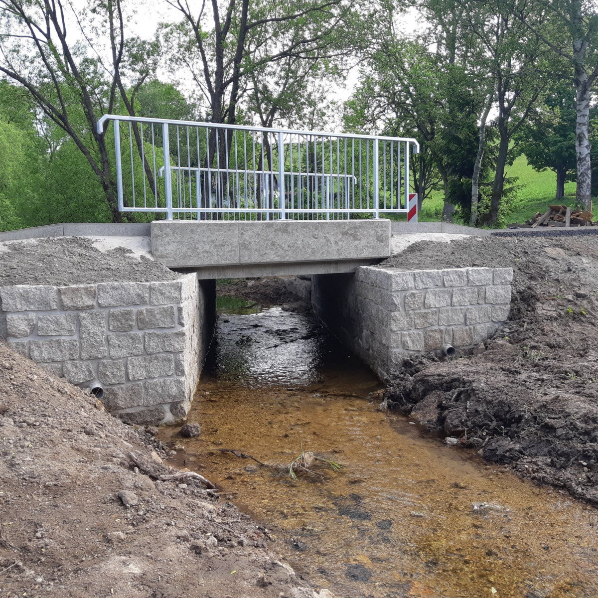 Rekonstrukce mostu M-02 v ul. V Záhoří, Smržovka